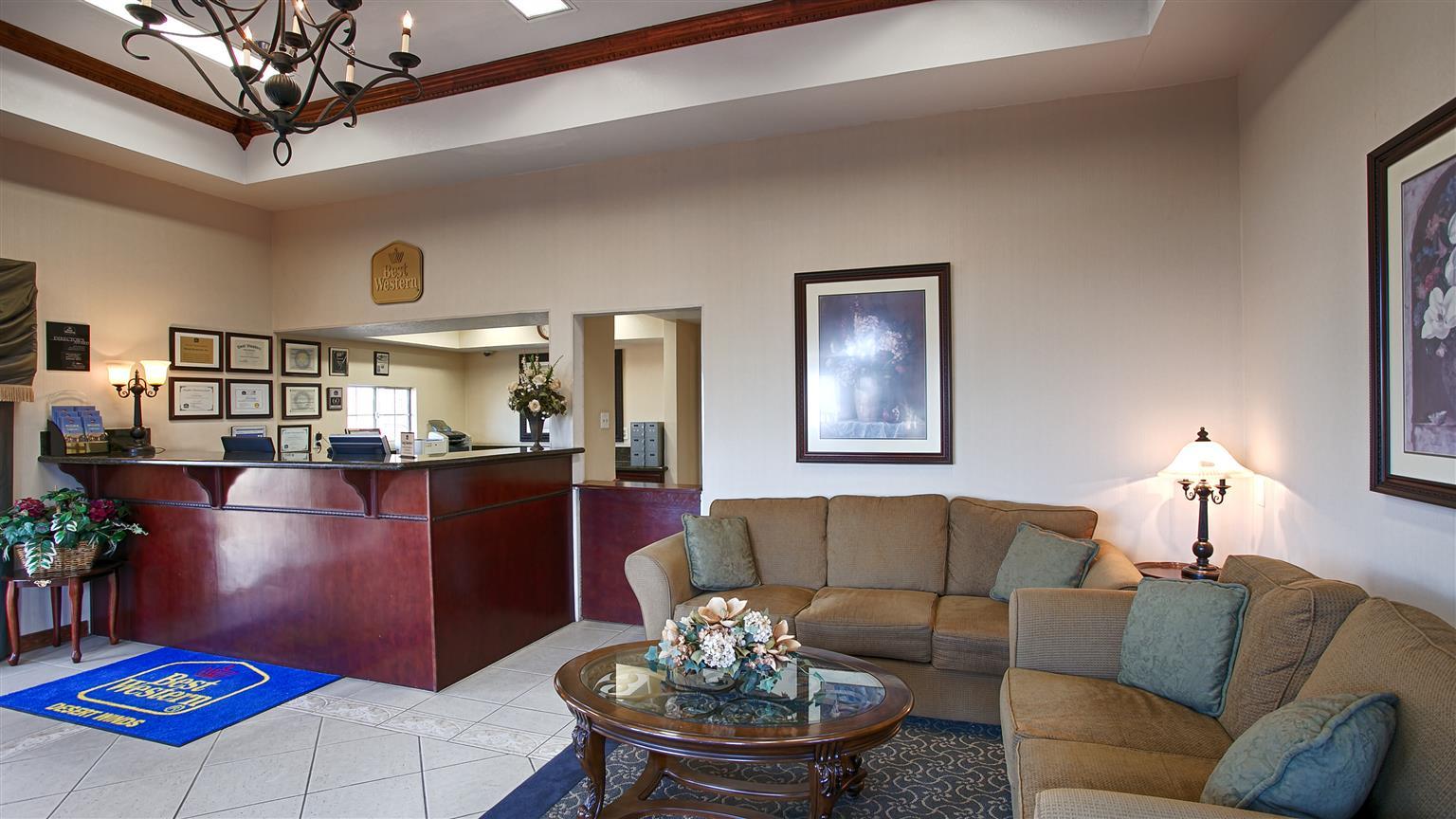 Best Western Desert Winds Mojave Exterior photo