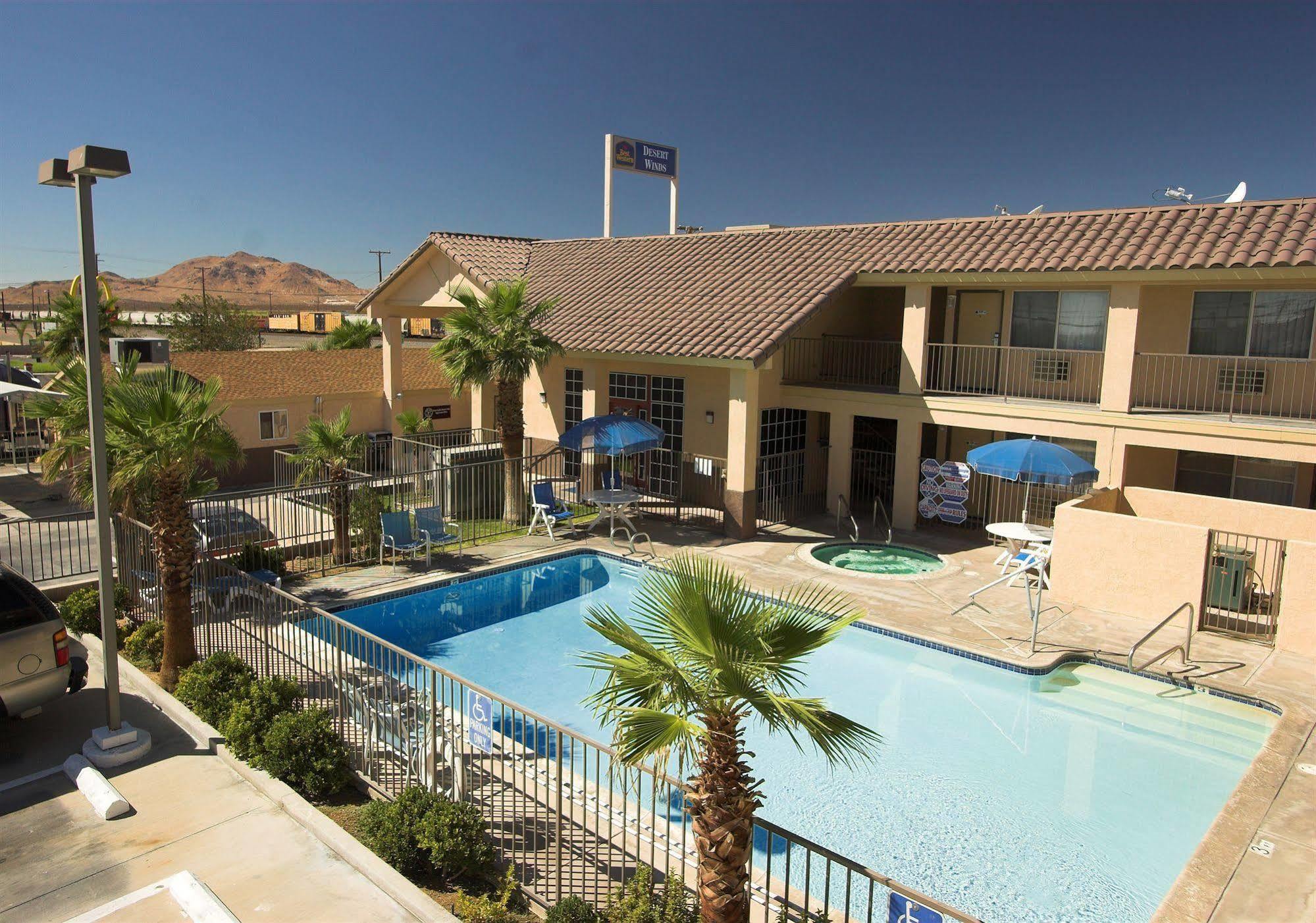 Best Western Desert Winds Mojave Exterior photo
