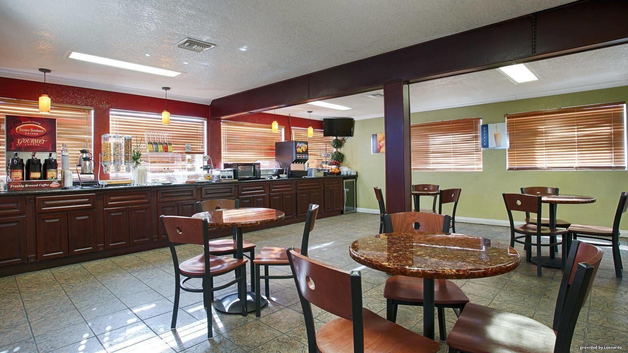 Best Western Desert Winds Mojave Exterior photo